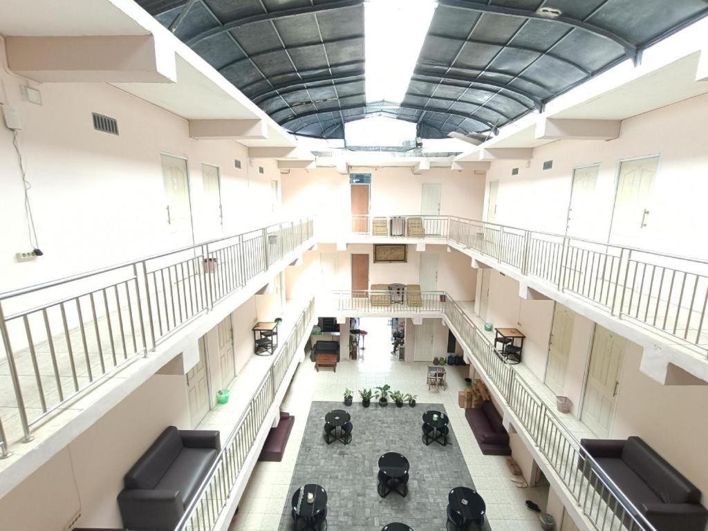 Hotel Reddoorz @ Fortune Jalan Walanda Maramis